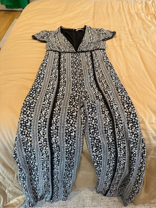 Alice + Olivia Pants - Alice + Olivia Black and White Floral Stripe Jumpsuit